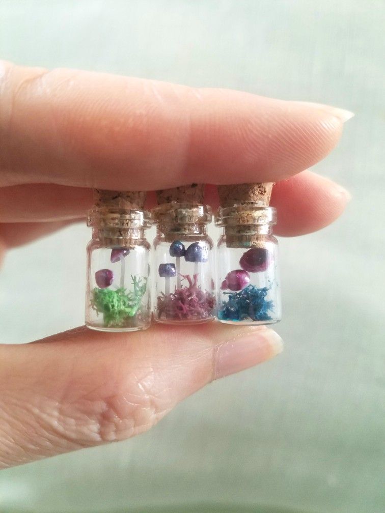 Mini Mushroom Glass Charm, art by Sherrie Thai of Shaireproductions.com