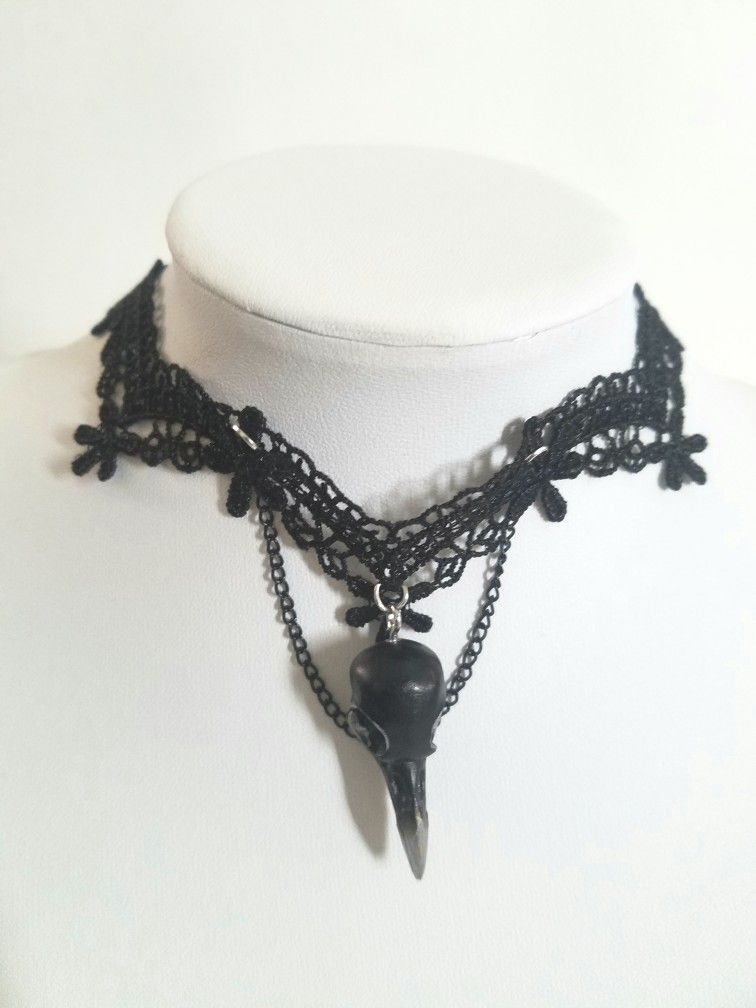 Raven Skull Choker Necklace, art by Sherrie Thai of Shaireproductions.com